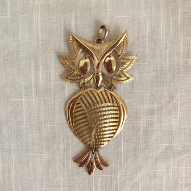 Large Gold-Toned Owl Necklace Pendant - 1970s 