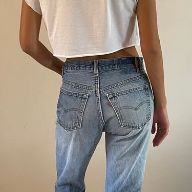 29 Levis 501 vintage faded jeans / vintage light wash soft faded frayed high waisted button fly boyfriend Levis 501 jeans USA | small 29 