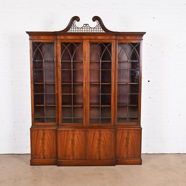 Baker Furniture Chippendale Flame Mahogany Breakfront Bookcase Cabinet