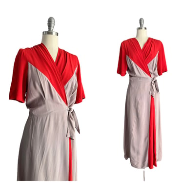 BLACK FRIYAY SALE /// 40s Red & Grey Rayon Crepe Dress / 1940s Vintage Dressing Holiday Wrap Gown / Medium to Large 