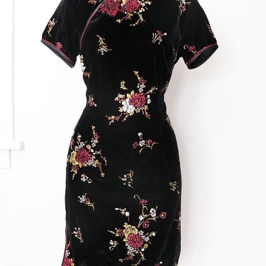 Black Velvet Floral CHEONGSAM Dress Gown Vintage Qipao 1980s Red, size Medium 
