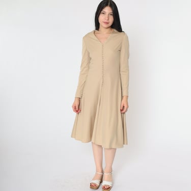 Vintage 70s Beige Midi Dress Mod Fit and Flare A-Line Button Up Full Skirt V Neck Plain Long Sleeve Shift Cut Simple 1970s Small S 