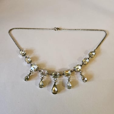 Vintage Bridgerton style Necklace Rhinestone Drip 