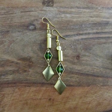 Brass and green geometric earrings 