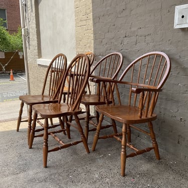 Set of 5 Oak Windsor Chairs