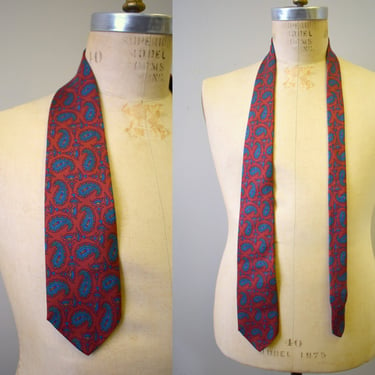 1960s Brooks Brothers Red Silk Paisley Necktie 