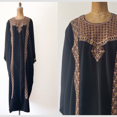 Vintage black embroidered caftan dress, floor length gown | Pakistan or Morrocan kaften, boho aesthetic, L/XL 
