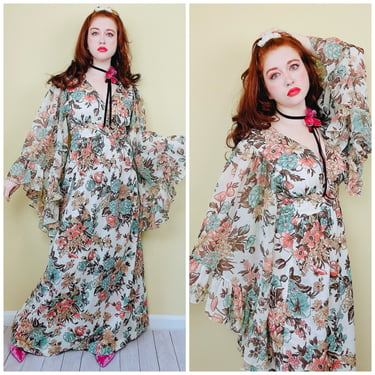 1970s Vintage Floral Cotton Angel Sleeve Dress / 70s Seventies Ruffled Volup Maxi Gown / Size XL 