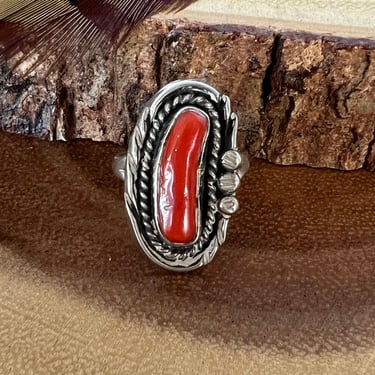 SOUTHWEST CHARMER Vintage Sterling Silver & Red Coral Ring | Native American Navajo Style Jewelry | Southwestern Jewelry | Size 7 1/4 