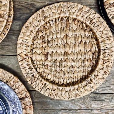 Woven Chargers Plate Chargers Wicker Boho Rattan Fiber Bohemian Tabletop Tablescape Centerpiece Wicker Tray Set of 6 