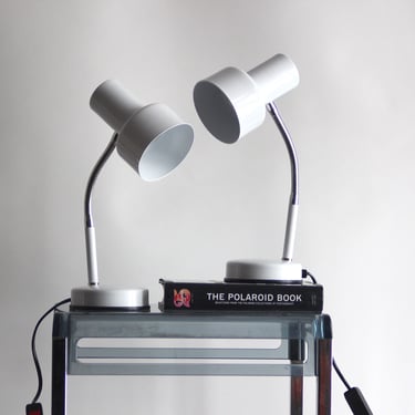 VENETA LUMI pair of white gooseneck lamps. Italy, 1970s. 