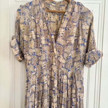 Vintage 1940s Blue Floral Rayon Day Dress Button Down Roller Sleeves Medium Large by TimeBa