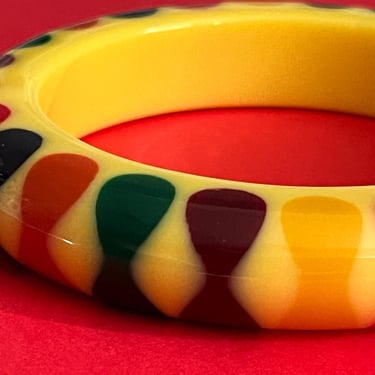 Pantti bowtie bangle bakelite style cream and rainbow bracelet 