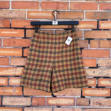 vintage 60s brown bobbie brooks plaid wool shorts / 24