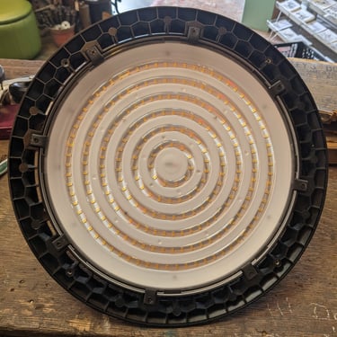 LED High Bay 200W Light Lamp  14.75 x 7 x 14.75