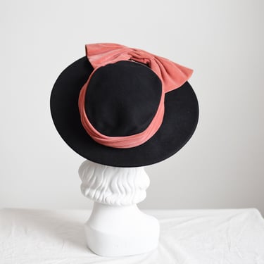 1940s Velvet Hat with Bow 