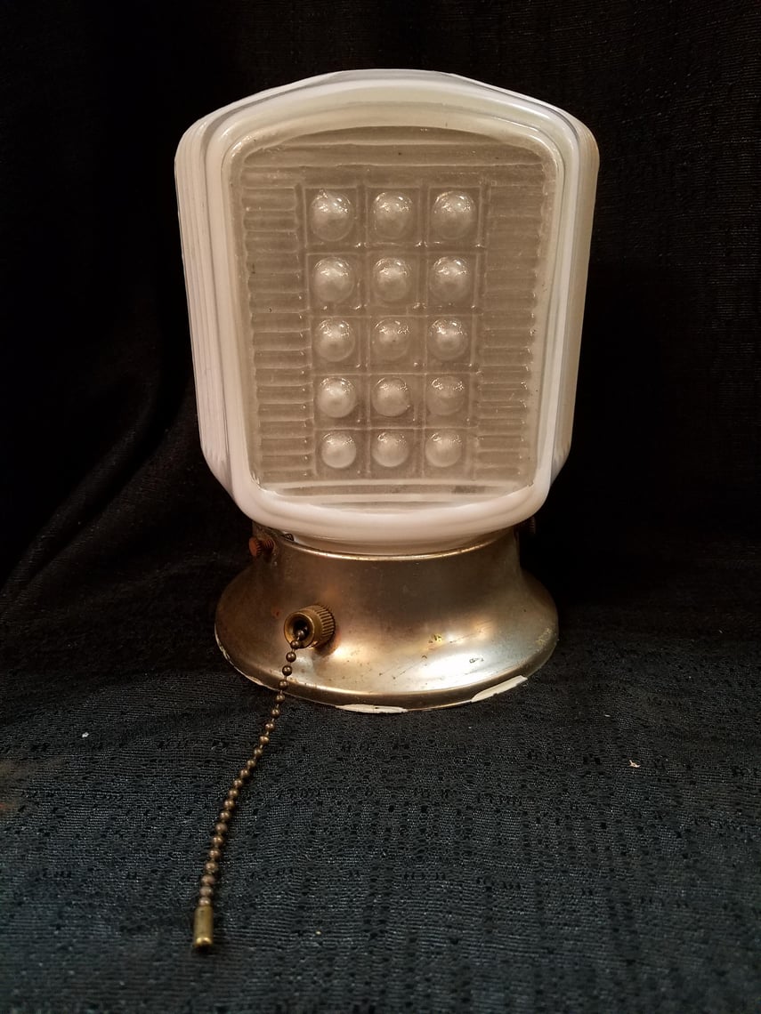 Vintage Bathroom Vanity Light with Pull Chain Earthwise Architectual Salvage (Seattle