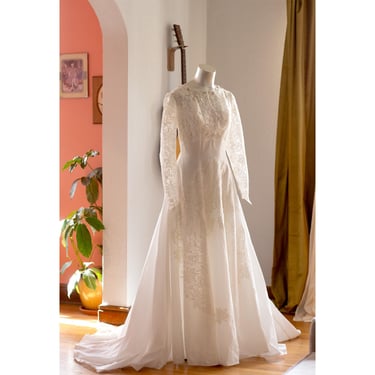 Vintage Wedding Dress - Classic - 1950s - White - Lace, Beaded - Full Train 