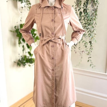 Vintage 1970s 1980s Raincoat | 70s 80s LONDON FOG Hooded Water Resistant Belted Dusty Rose Trench Coat Rain Jacket | x-small/small 