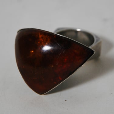 Silver and Amber Ring⁣