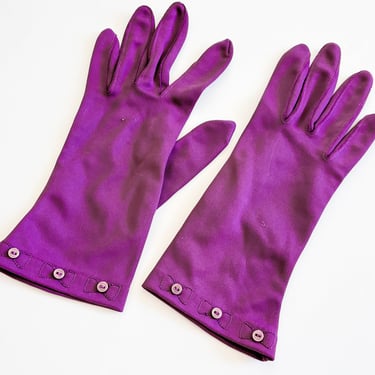 1960s Magenta Vintage Gloves | 60s Purple Gloves | Purple Nylon Gloves 