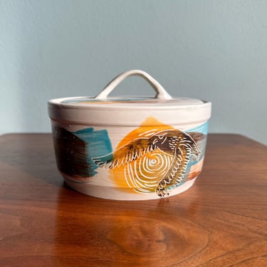 Contemporary vintage lidded bowl signed Hart / beautifully carved sgraffito raven scene in white, turquoise and yellow 