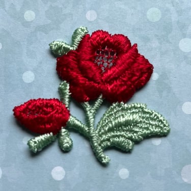 red rose applique vintage embroidered rosebud flower patch trim 