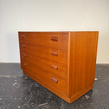 Børge Mogensen 4-Drawer Teak Dresser, Circa 1950's