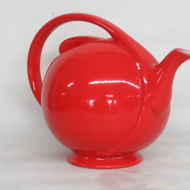 Halls Kitchenware Mid Century Modern Porcelain Red Airflow Sundial Tea Pot 3234B