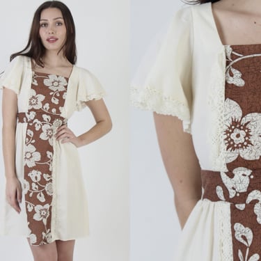 Ivory Floral Lace Trim Dress / Summer Dress With Waist Sash Tie / Cream Crochet Flutter Sleeve Garden Dress / Vintage 70s Low Cut Mini Dress 