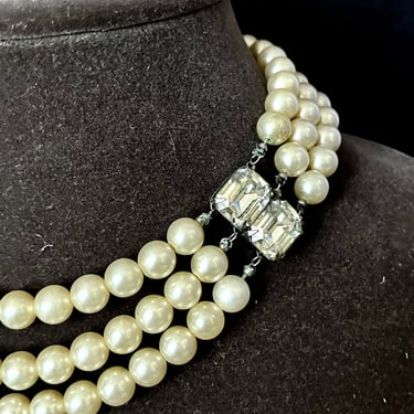 Triple Strand Necklace, Faux Pearls, Bling Clasp, Statement, Rockabilly, Pin Up Vintage 50s 60s 