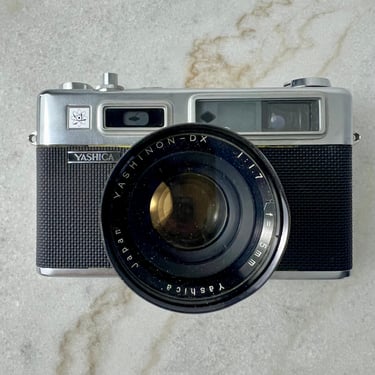 Vintage Yashica Electro 35 Camera, 1966-68, metal body, 35 mm SLR, Yashinon 45mm lens, leather case, Japan, collectible, gift, rare 