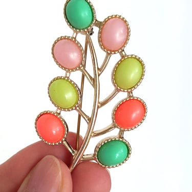 SO PRETTY Vintage 60s 70s Sarah Coventry Pastel Abstract Flower Branch Brooch 