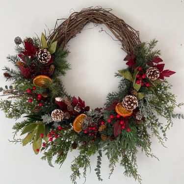 Classic Colonial Holiday Wreath with Fruit and Berries, Front Door Wreath, Christmas Wreath, Williamsburg Style Wreath 