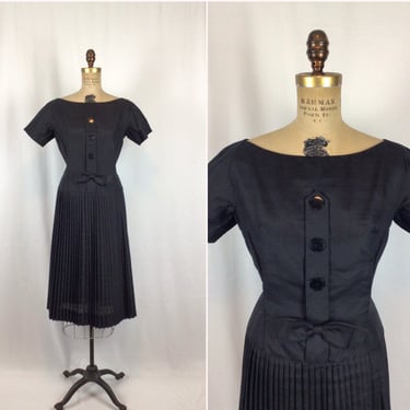 Vintage 60s dress | Vintage little black dress | 1960s L’Aiglon shift dress 
