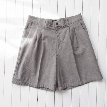 high waisted shorts | 90s vintage Lee Casuals black white checkered plaid pleated cotton shorts 