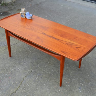 Exquisite Solid Teak Compact Coffee Table by Tove & Edvard Klindt Larsen