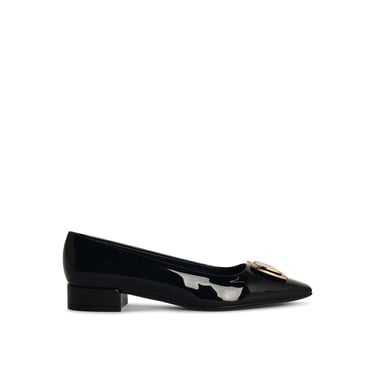 Salvatore Ferragamo Black Shiny Leather Décollètè Women