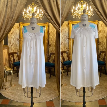 1970s 2 piece set, nightgown and robe, applique, white nylon, Jolie two, small medium, 70s nightie, vintage lingerie, pajama set, summer 