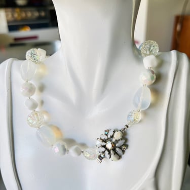 Vintage Lava & Jelly Beaded Necklace 