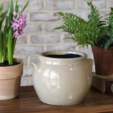 Beige Ceramic Crock Planter, neutral home decor, grandmillennials, old new decor, Parisian decor, bookshelf vase, beige shelf decor 