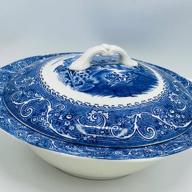 Vintage Wedgwood River Scene Enoch Lidded Bowl- Serving Bowl- 9" Chip Free 