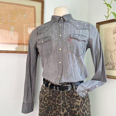 Vintage Levi’s Studded Denim Shirt with Star and Square Embellishments - Western Button-Up Long Sleeve 100% cotton 