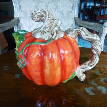 CERAMIC Pumpkin Tea Pot 
