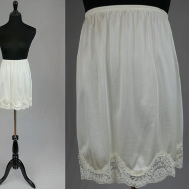 90s Short Skirt Slip - Light Yellowish-Beige Half Slip - Lace Trim Hem - Adonna JC Penney - Vintage 1990s - L Large 
