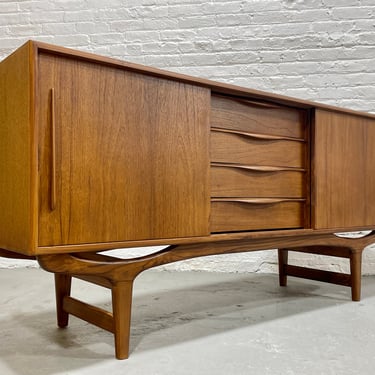 SCULPTED Mid Century MODERN Handmade CREDENZA / Media Stand / Sideboard 