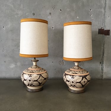 Mid Century Modern Beige, Brown, & Gold Pair of Lamps