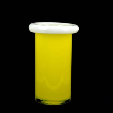 Murano glass vase attributed to mushroom cased glass Italy mouth-blown 60s 70s mid-century yellow and white rarity glass object 