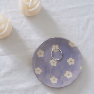 Lavender petunia ring dish