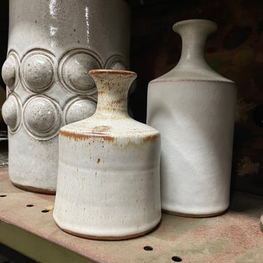 Pair White Glazed Ceramic Bottle Vases Los Artesanos Vase, and Unsigned Vintage Mid-Century Modern Puerto Rico 